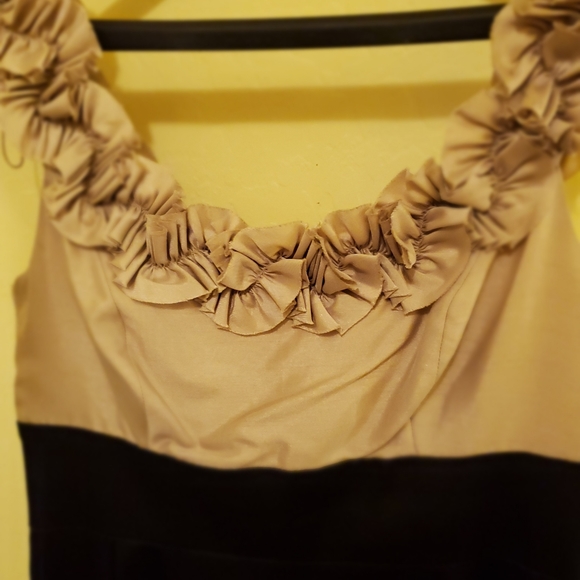 Maggy London size8 - Picture 3 of 5